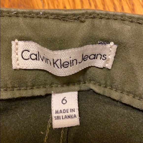 3/$25 PANTS! Calvin Klein Jeggings - Picture 4 of 4